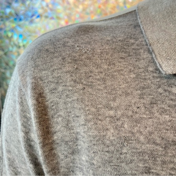 Large Louis Vuitton gray Polo monogram print - Picture 7 of 7